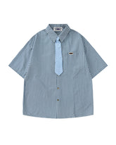 Plaid short-sleeved shirt