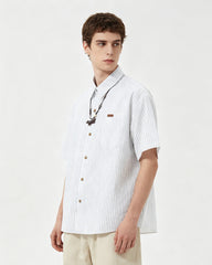 Casual loose short-sleeved shirt