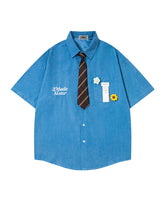 Short-sleeved shirt with small embroidered flowers