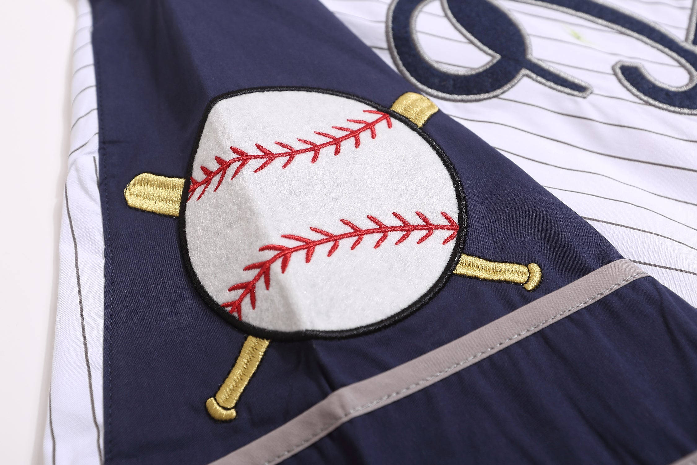 American retro vertical striped baseball shirt