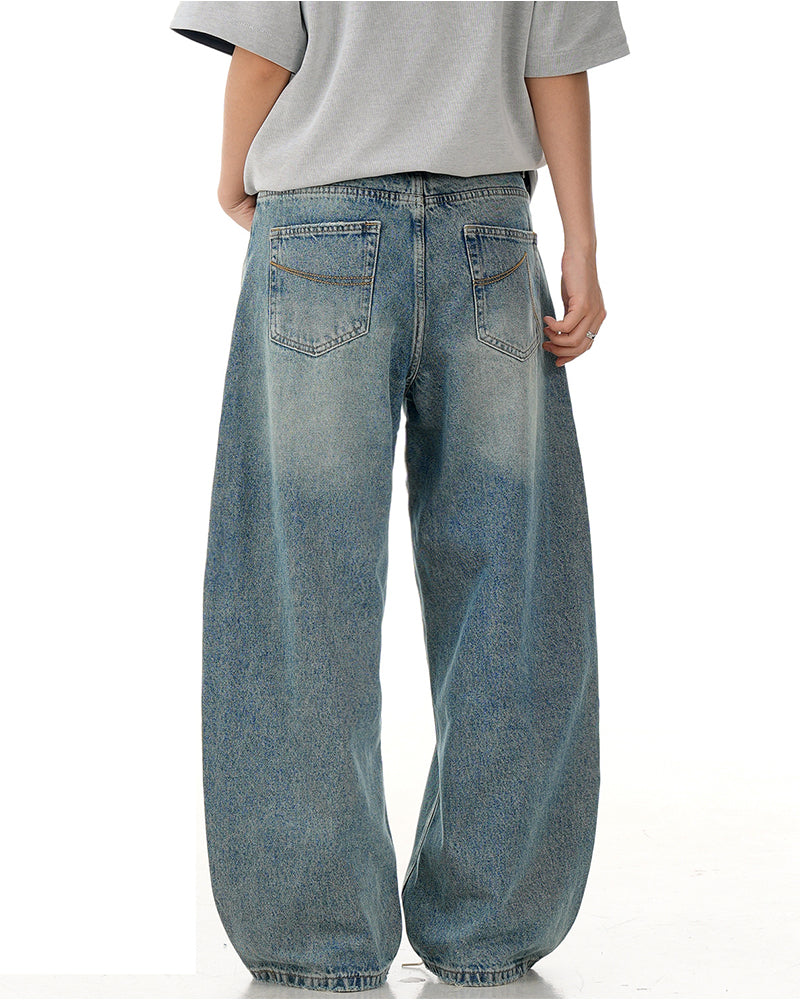 Washed curved jeans
