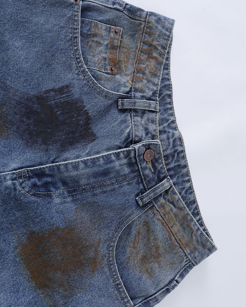 Distressed casual jeans
