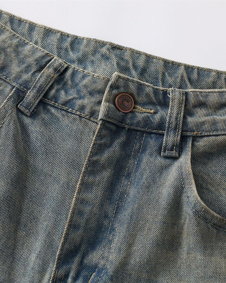 Washed distressed jeans