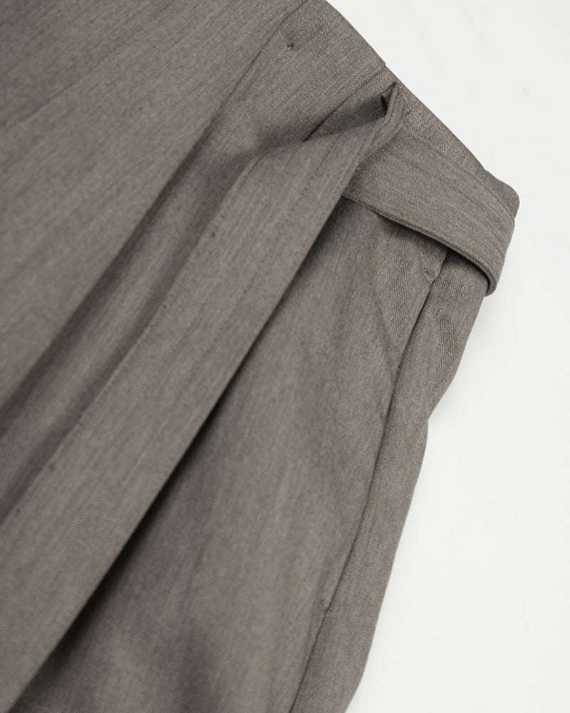 Relaxed Wide-Leg Jeans
