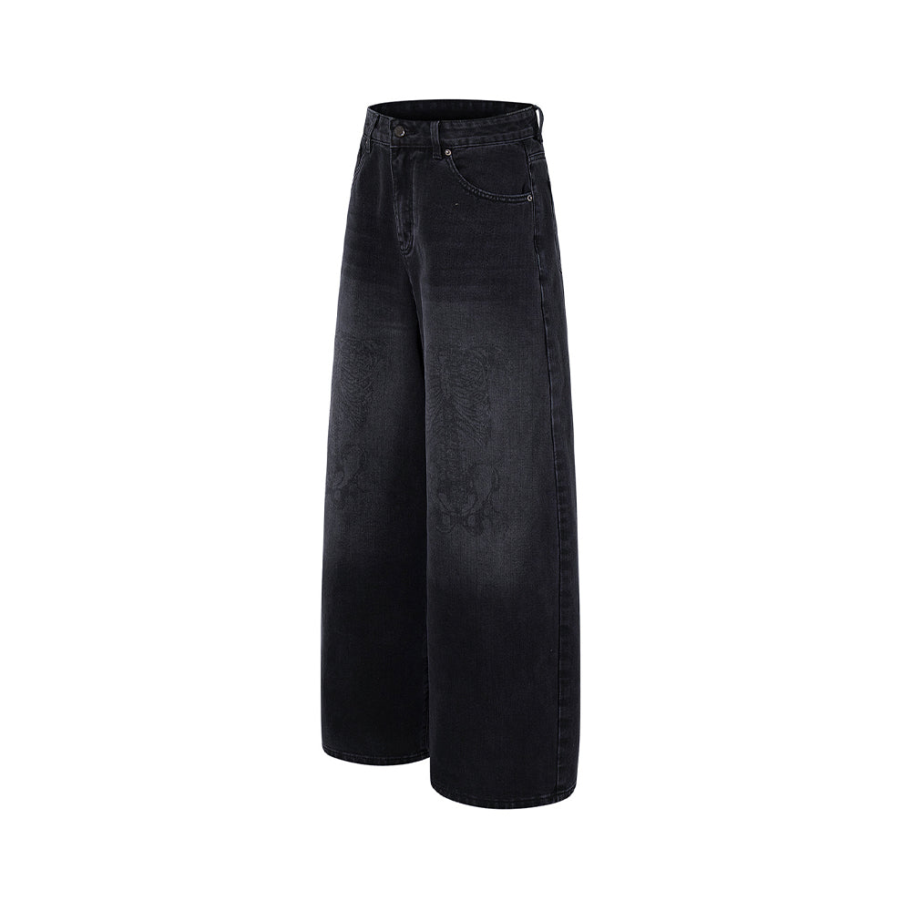 Simple wide-leg trousers