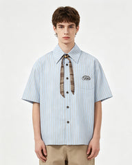 Vertical striped short-sleeved shirt