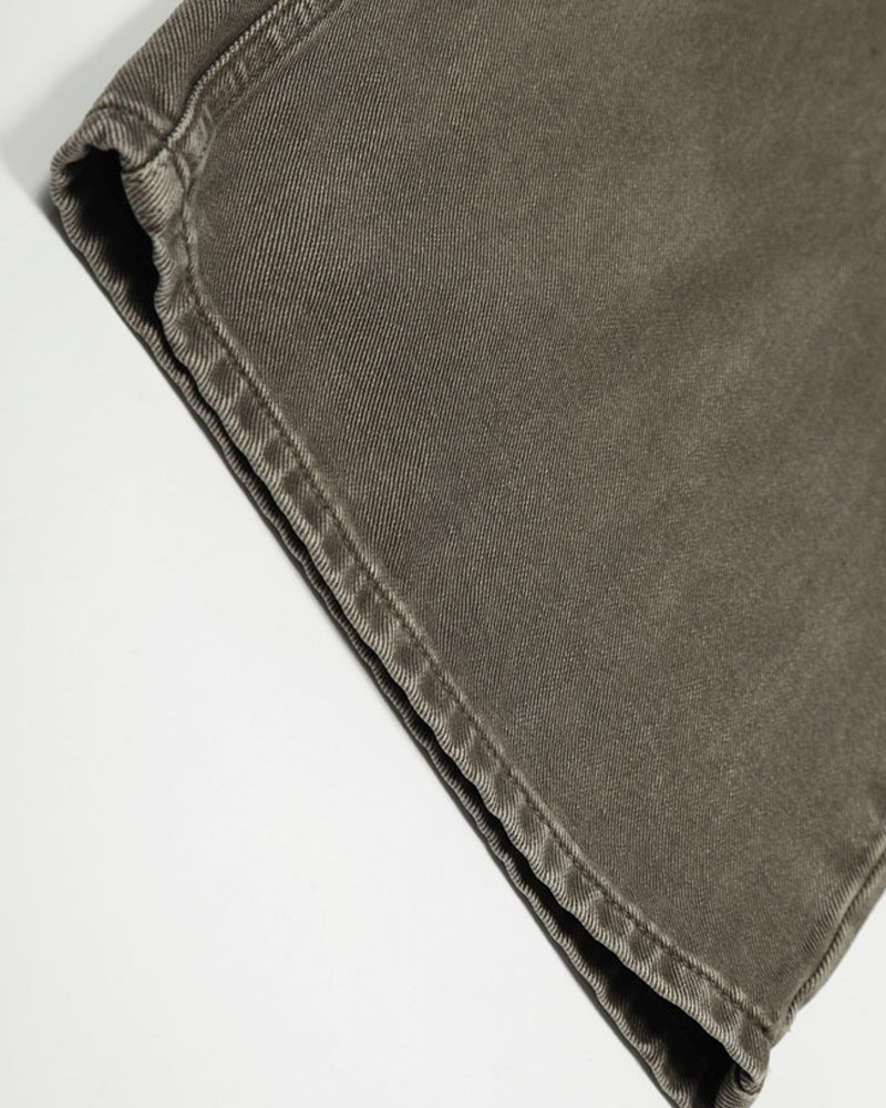 Washed distressed jeans