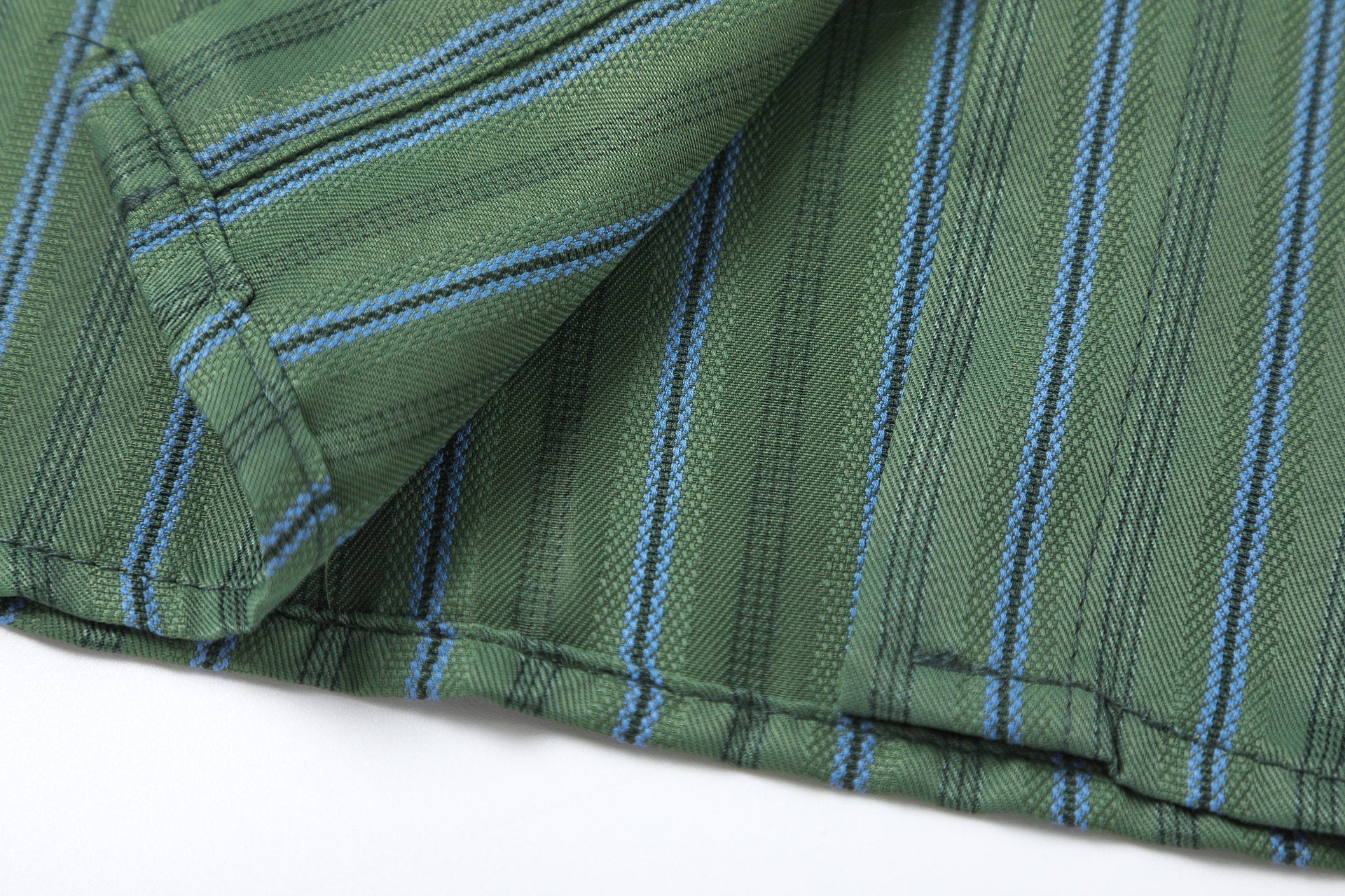 Striped shirt with vintage tie