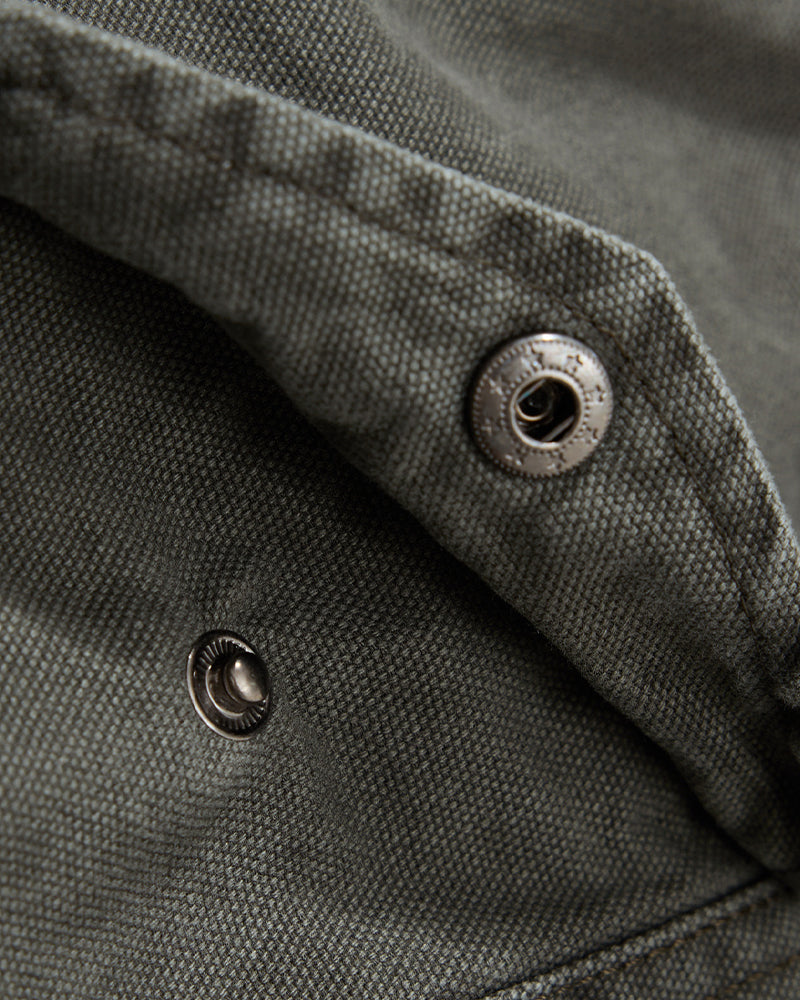 Simple and versatile cargo pants