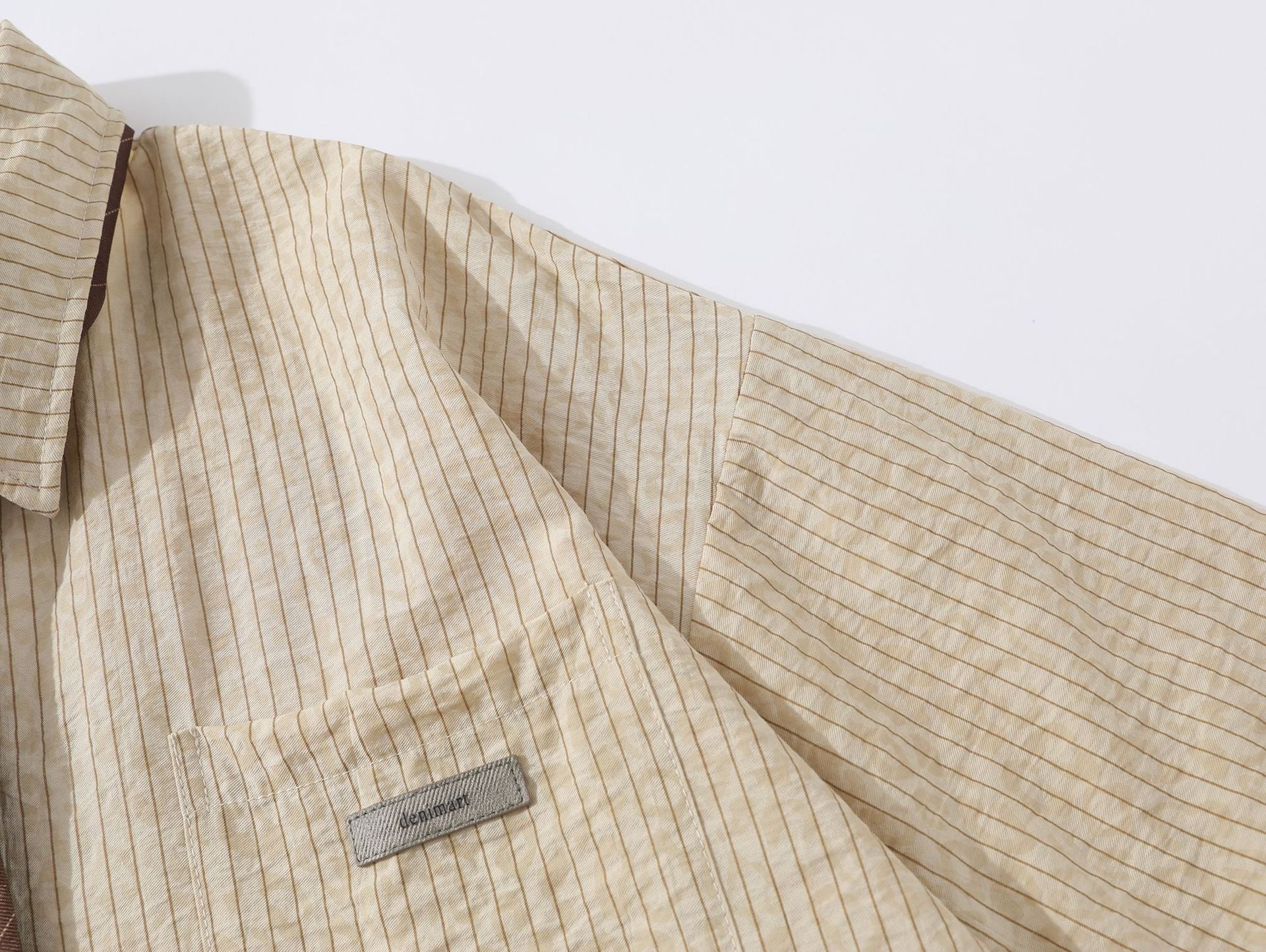 Retro versatile short-sleeved shirt