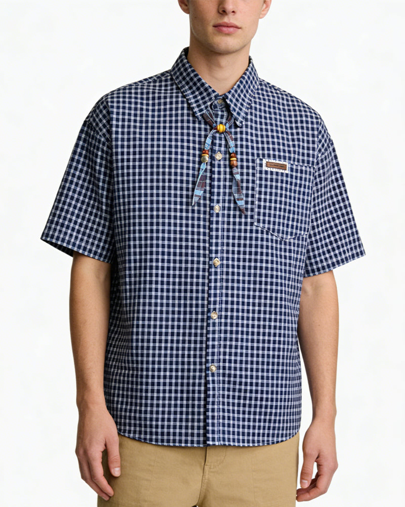 plaid short-sleeved shirt