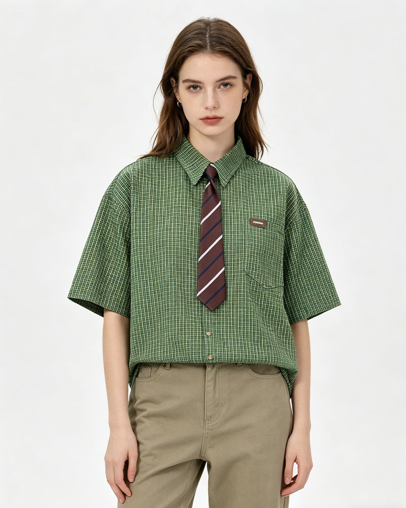 Retro versatile short-sleeved shirt