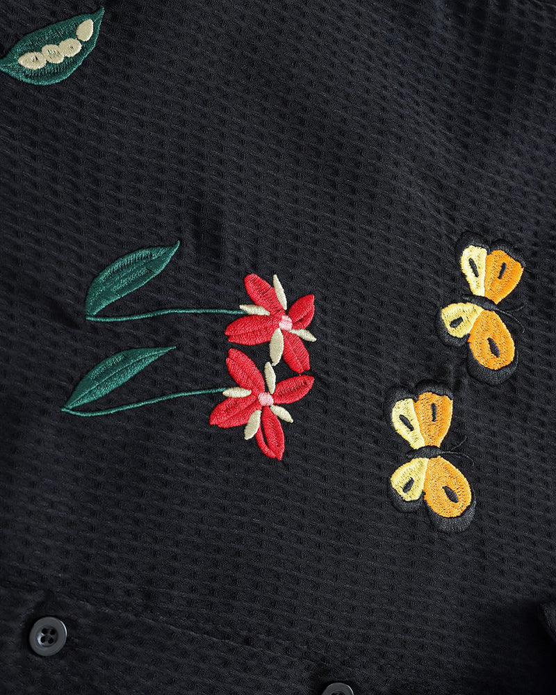 Colorful floral short-sleeved shirt