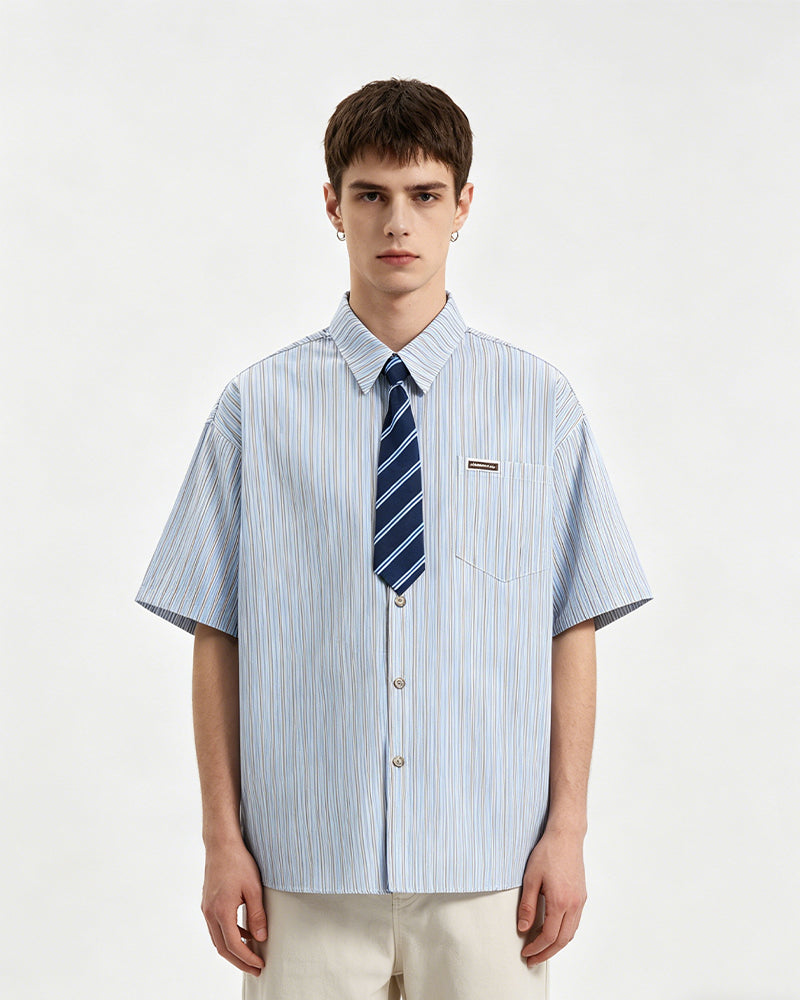 Simple striped short-sleeved shirt