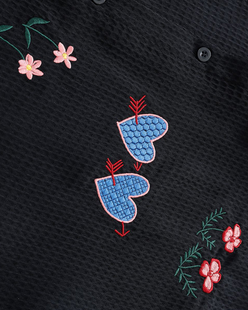 Colorful floral short-sleeved shirt