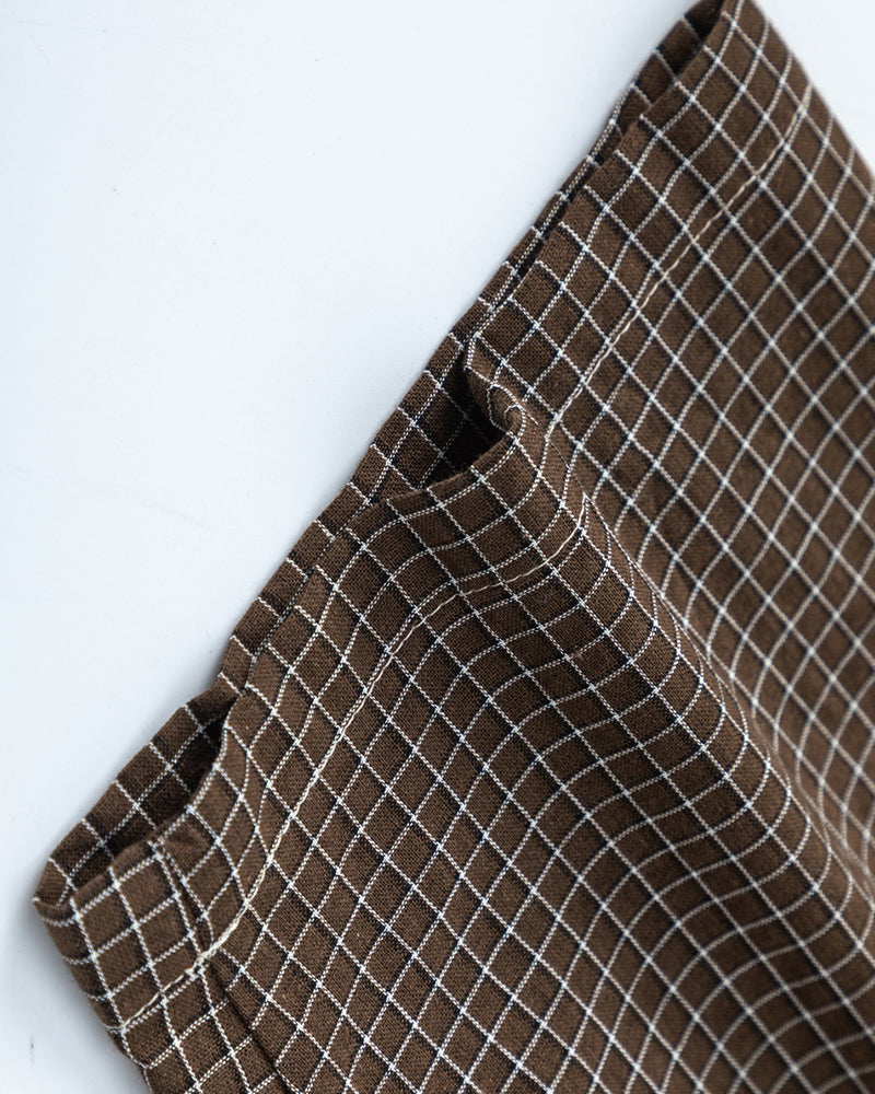 Casual plaid short-sleeved shirt