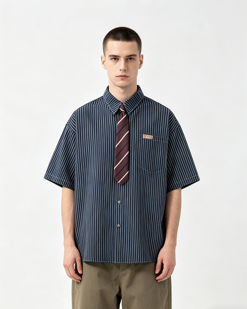 Simple striped short-sleeved shirt