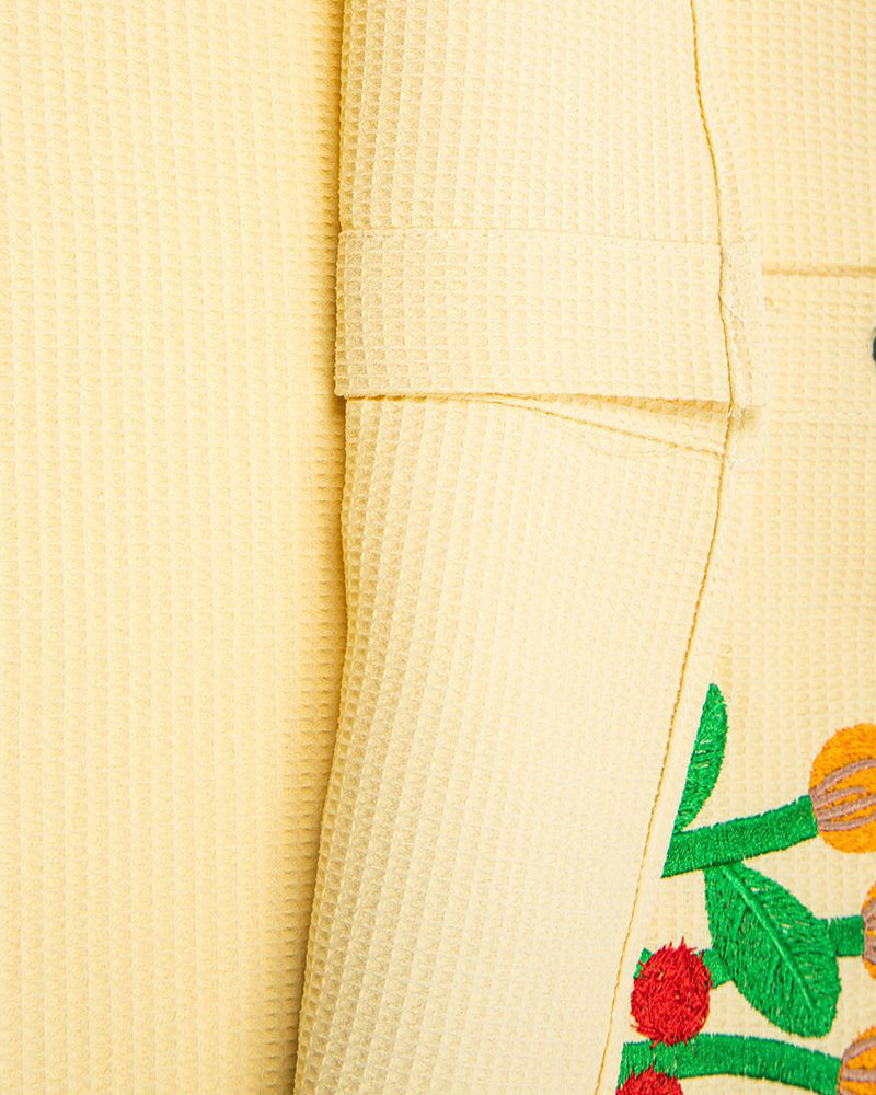 Plant embroidery short-sleeved shirt