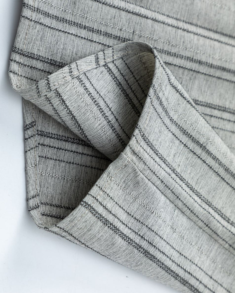 Casual striped short-sleeved shirt