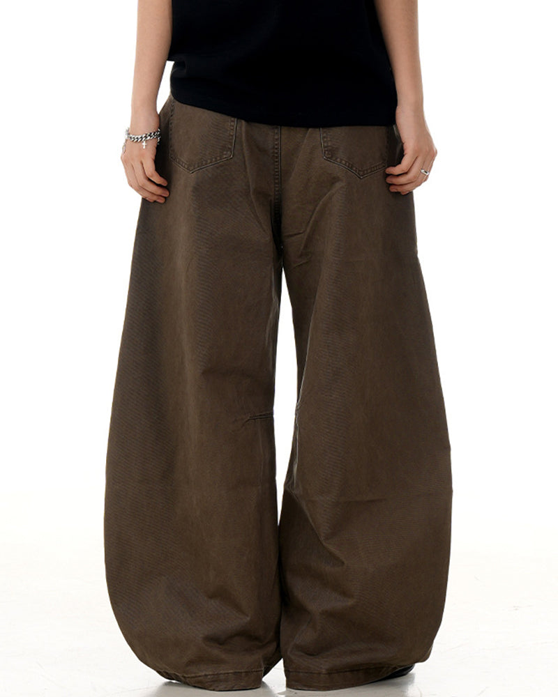 Casual distressed trousers