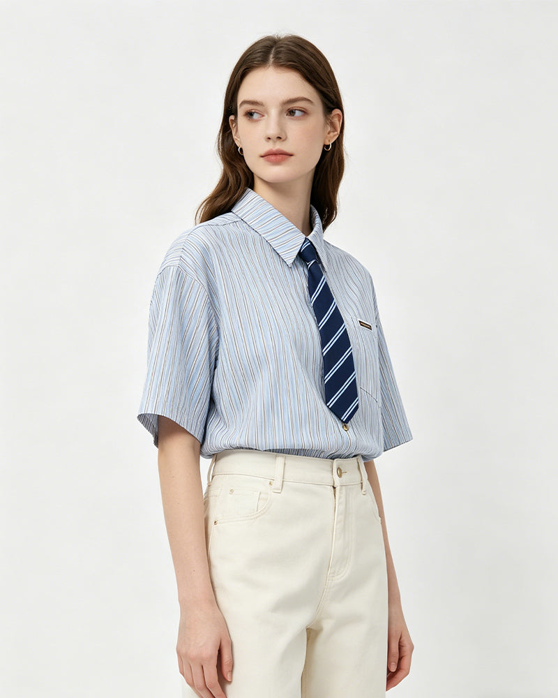 Simple striped short-sleeved shirt