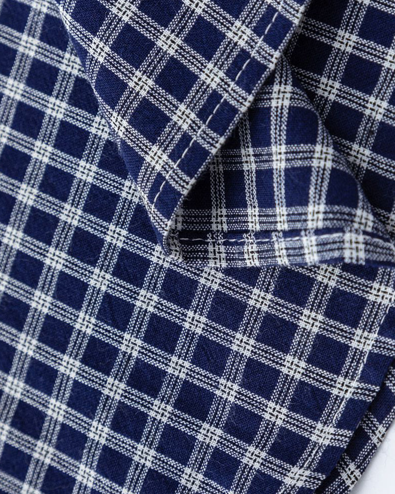 plaid short-sleeved shirt