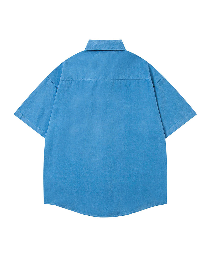 Short-sleeved shirt with small embroidered flowers