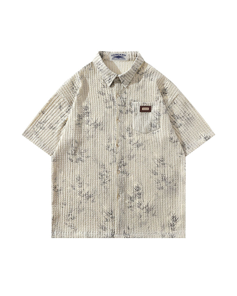 Casual short-sleeved shirt