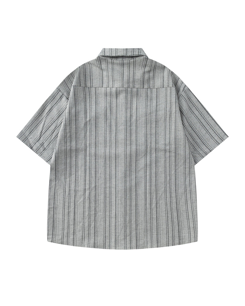 Casual striped short-sleeved shirt