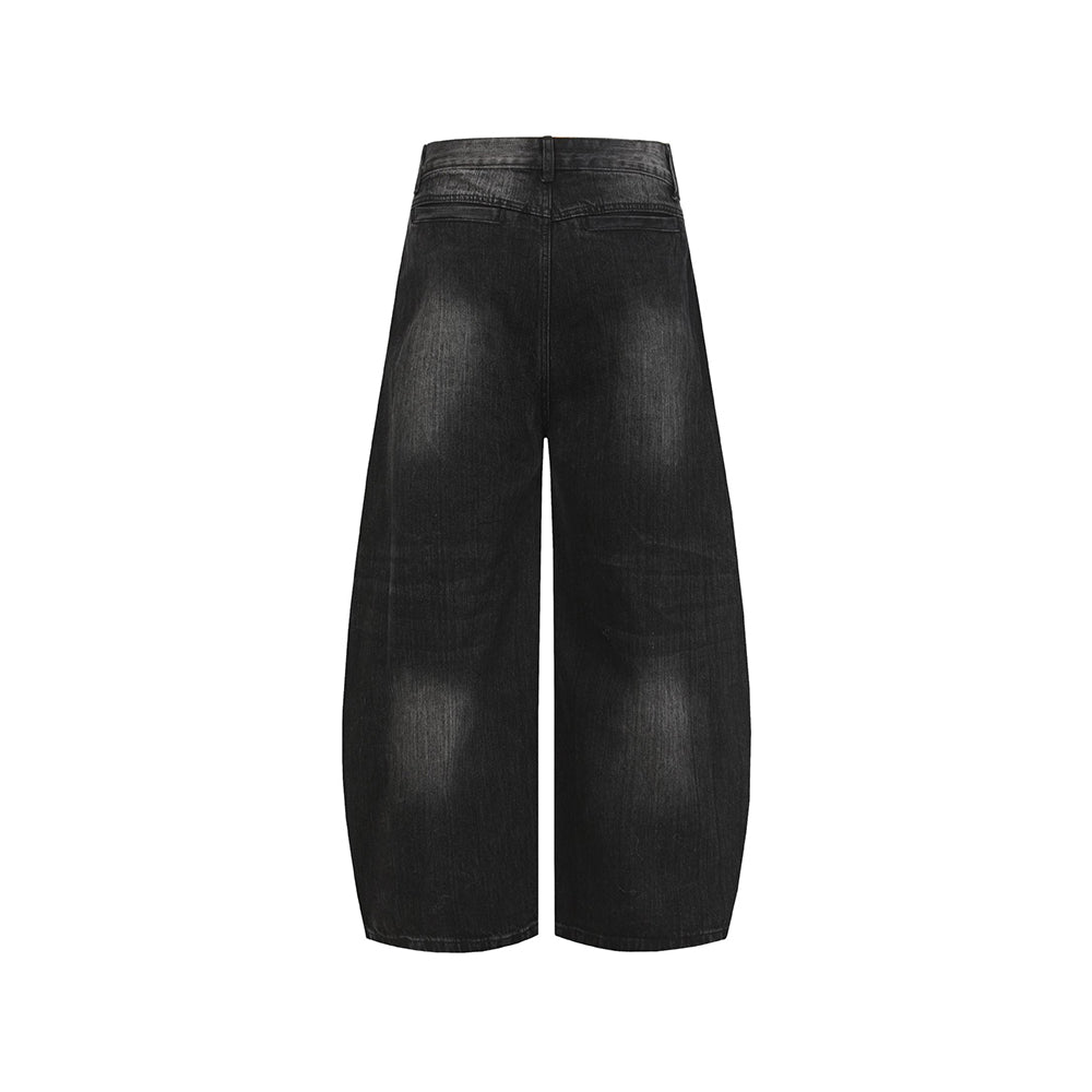 Loose-fitting washed denim jeans