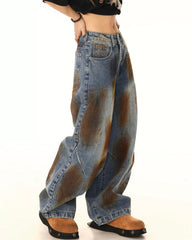 Distressed casual jeans