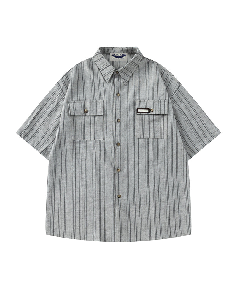 Casual striped short-sleeved shirt