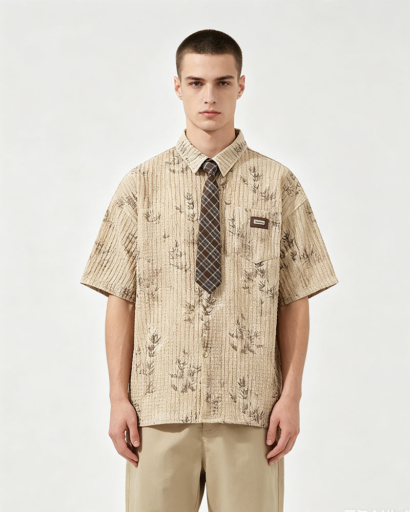 Casual short-sleeved shirt