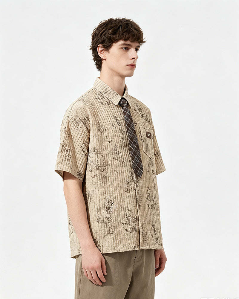 Casual short-sleeved shirt