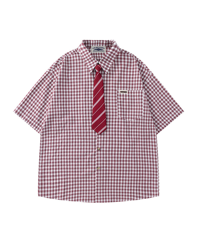 Casual plaid short-sleeved shirt