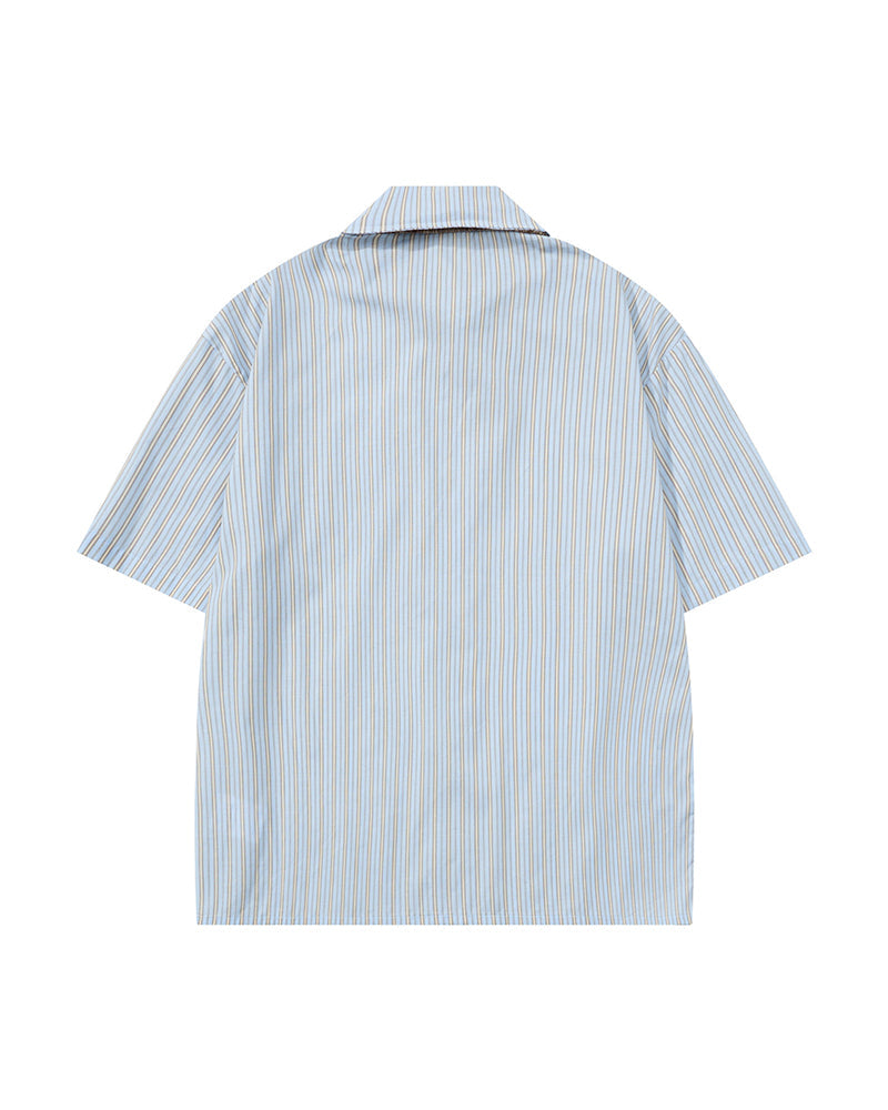 Vertical striped short-sleeved shirt