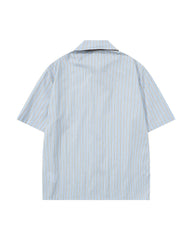 Vertical striped short-sleeved shirt