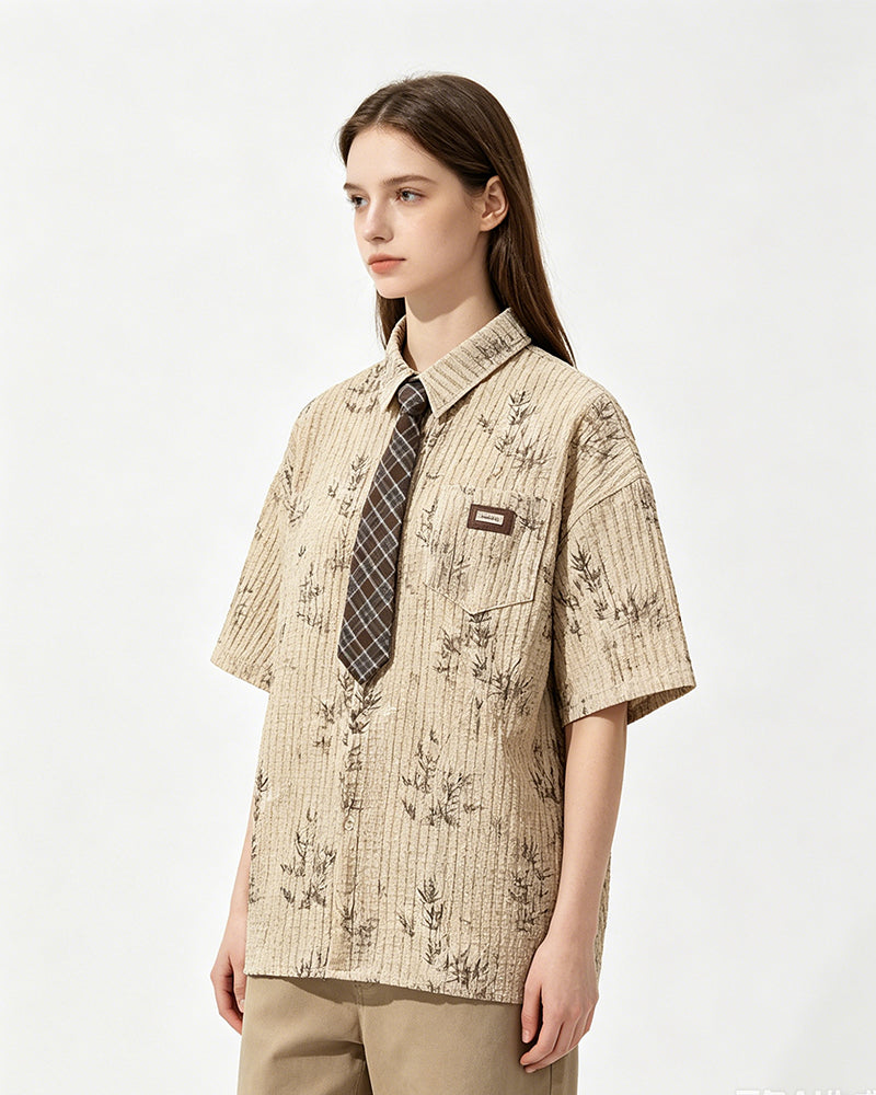 Casual short-sleeved shirt