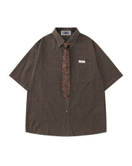Casual plaid short-sleeved shirt