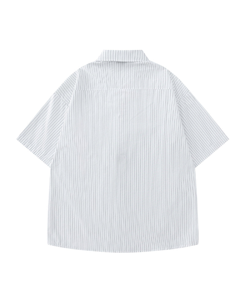 Casual loose short-sleeved shirt
