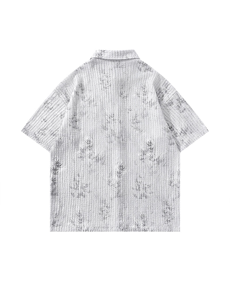 Casual short-sleeved shirt