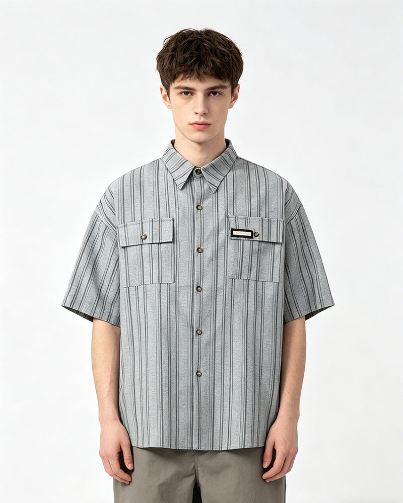 Casual striped short-sleeved shirt