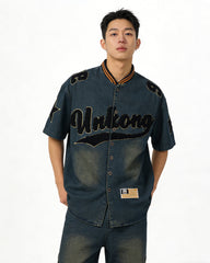 Distressed letter embroidered short-sleeved shirt