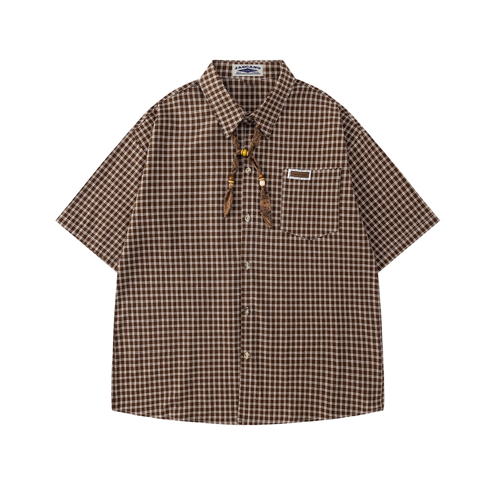 plaid short-sleeved shirt